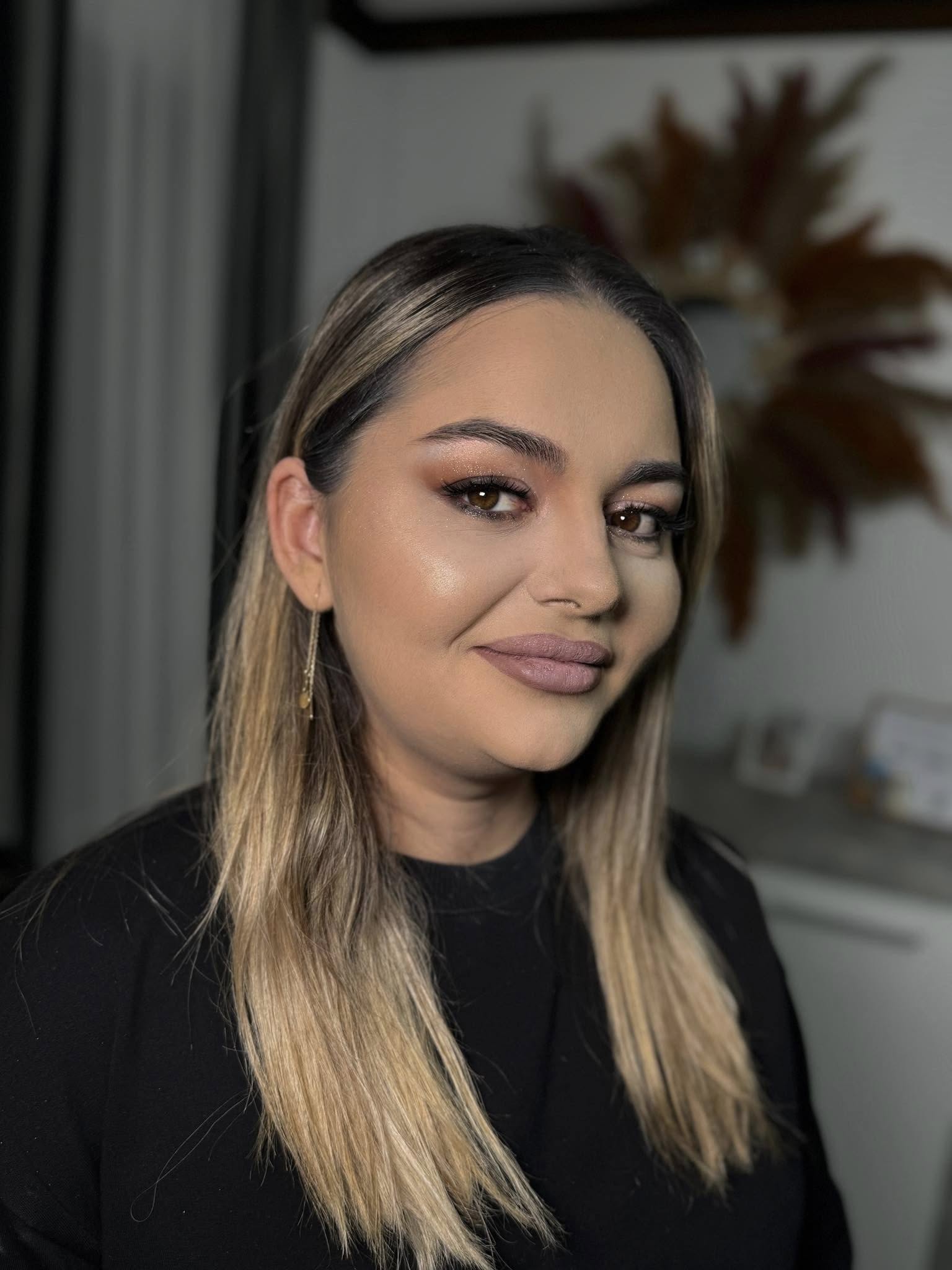 Machiaj pentru Banchet – Ce Look Să Alegi în Funcție de Rochie