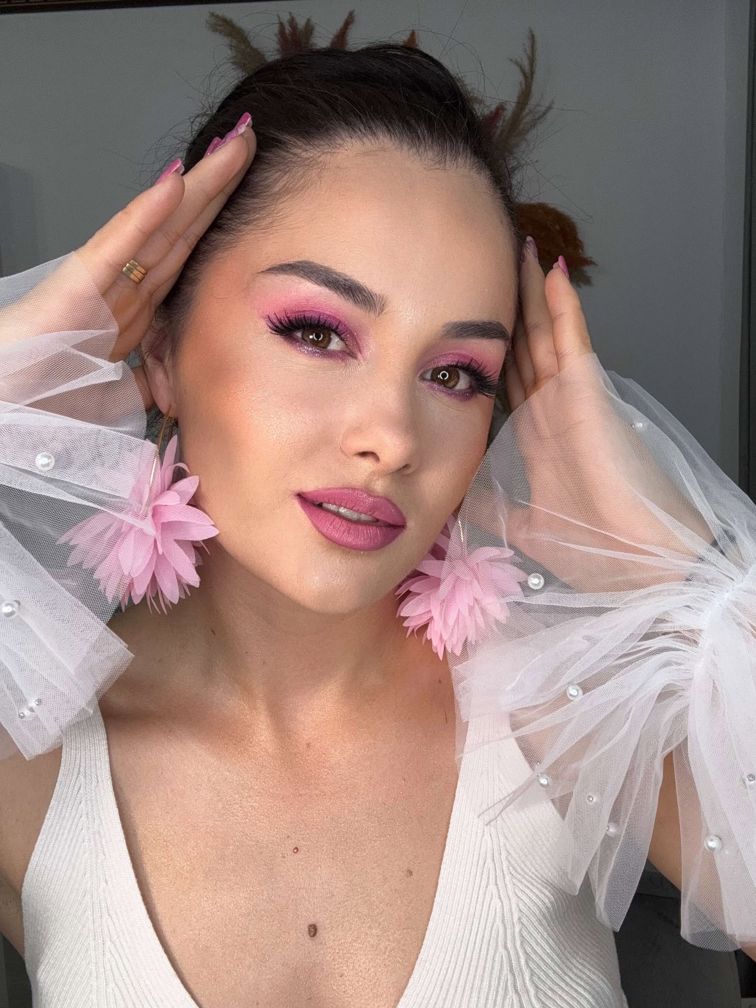 Tendințele de Machiaj Pentru Primăvara 2025: Fresh și Luminos