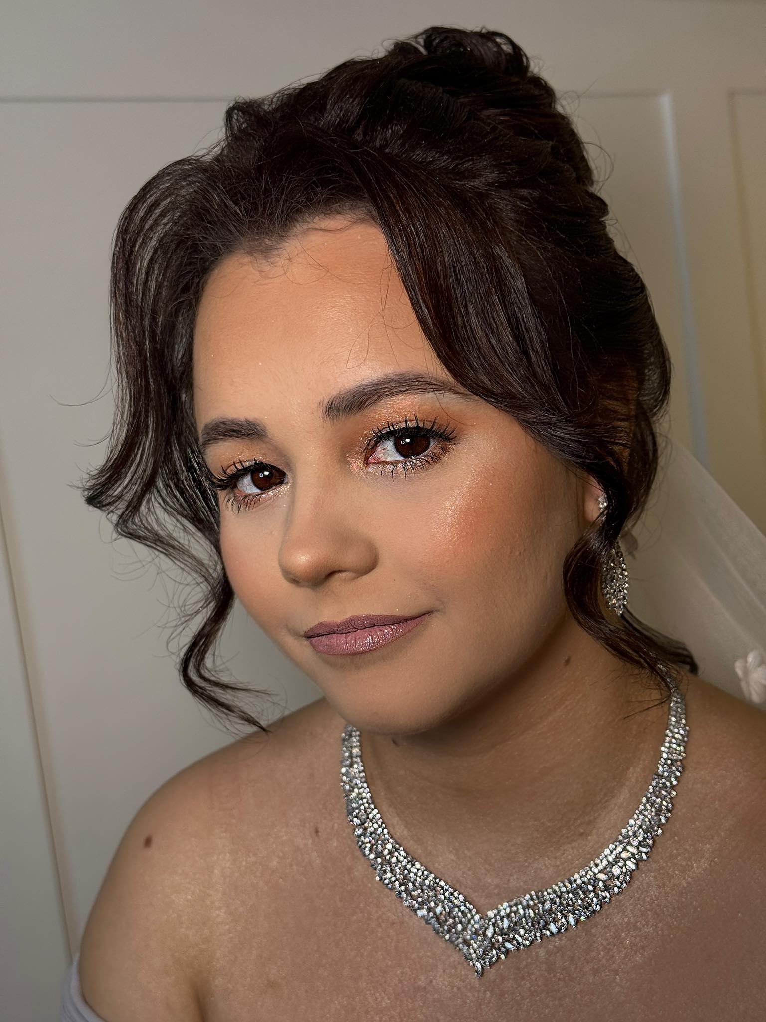 Cum rezistă machiajul miresei pe parcursul întregii zile - Anca Rosca