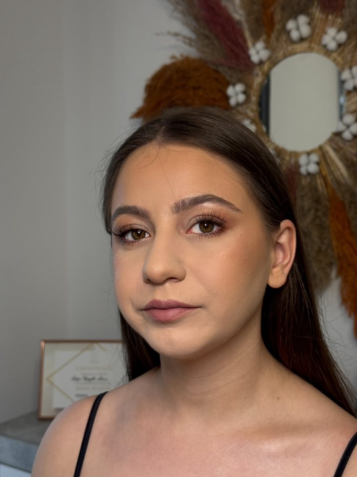 Machiaj de mireasă în Timișoara – tendințe moderne și recomandări